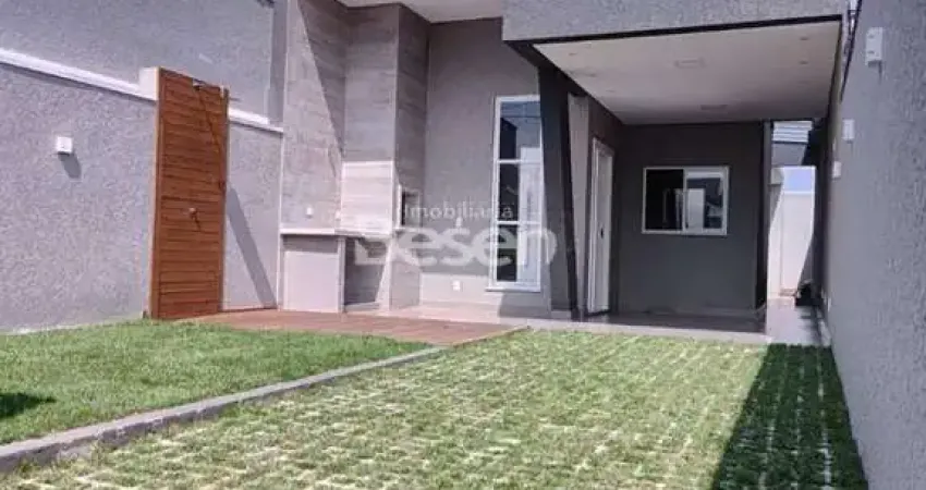CASA COM EXCELENTE ACABAMENTO, 03 QUARTOS (001 SUÍTE), MÓVEIS SOB MEDIDA NA COZINHA.