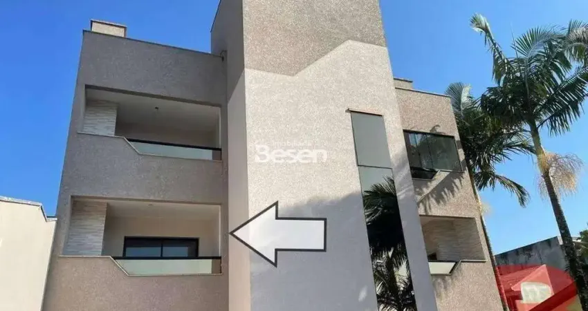 Oportunidade de apartamento com 02 quartos (01 suíte) apenas 100 metros da praia