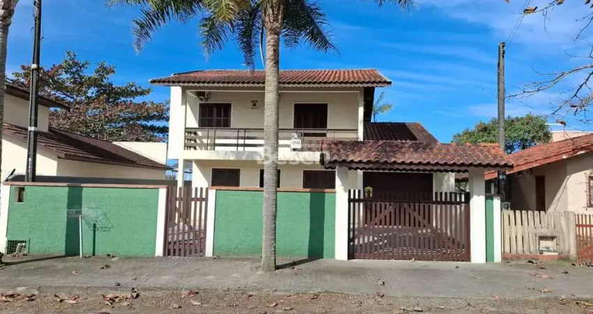 Casa com 3 quartos à venda na Rua 331 Ceará, 1133, Barra do Sai, Itapoá