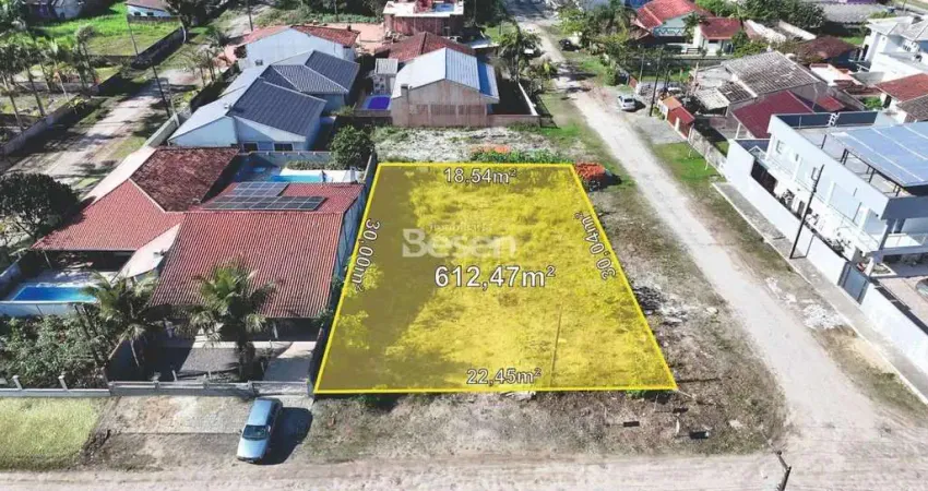 Terreno à venda na Rua 400 Yuri Barbosa Pereira, Barra do Sai, Itapoá