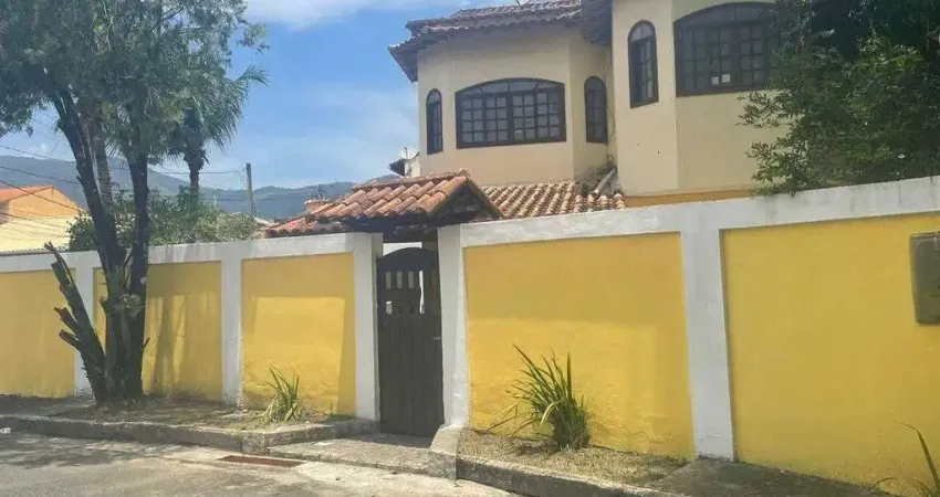 Casa a Venda no Rio da Prata com 200m2 e 4 Dormitórios - Campo Grande - RJ