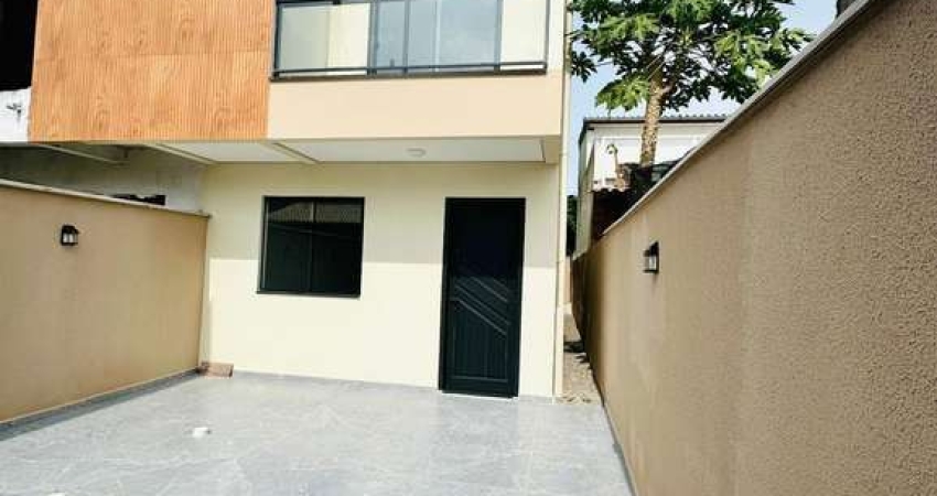 Casa à venda em Florianópolis, São João do Rio Vermelho, com 3 quartos, com 142 m²