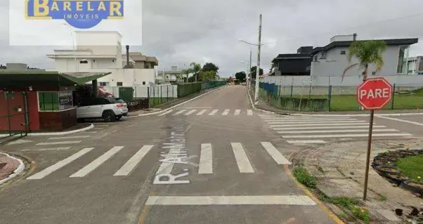 Terreno à venda em Florianópolis, São João do Rio Vermelho, com 240 m²
