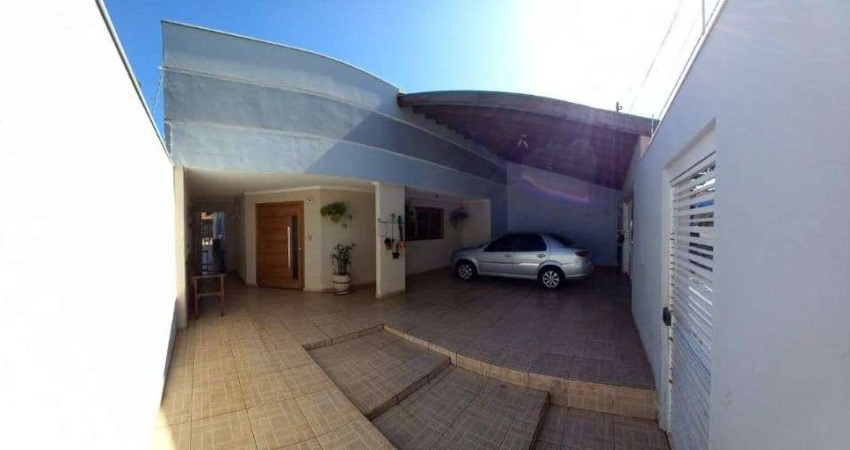 Casa com 3 dormitórios à venda, 220 m² por R$ 650.000,00 - Vila São João da Boa Vista - Bauru/SP