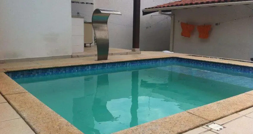 Casa com 3 dormitórios à venda, 190 m² por R$ 780.000,00 - Jardim América - Bauru/SP