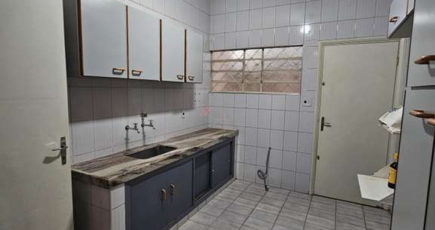 Casa a venda na Vila Cardia