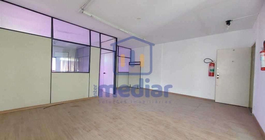 Ponto comercial com 3 salas à venda na Avenida Ana Costa, Vila Mathias, Santos