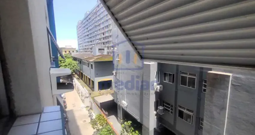 Kitnet / Stúdio à venda na Avenida Bartholomeu de Gusmão, Embaré, Santos