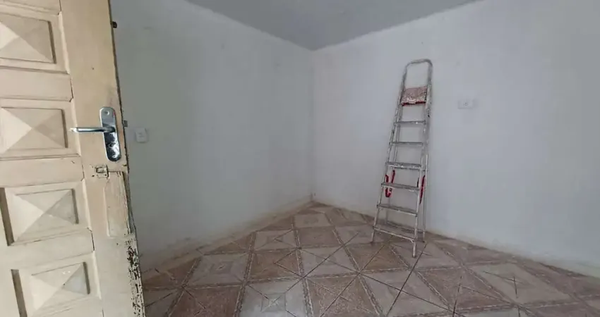 Casa com 1 quarto para alugar na Rua Cenobitas, Vila Constança, São Paulo