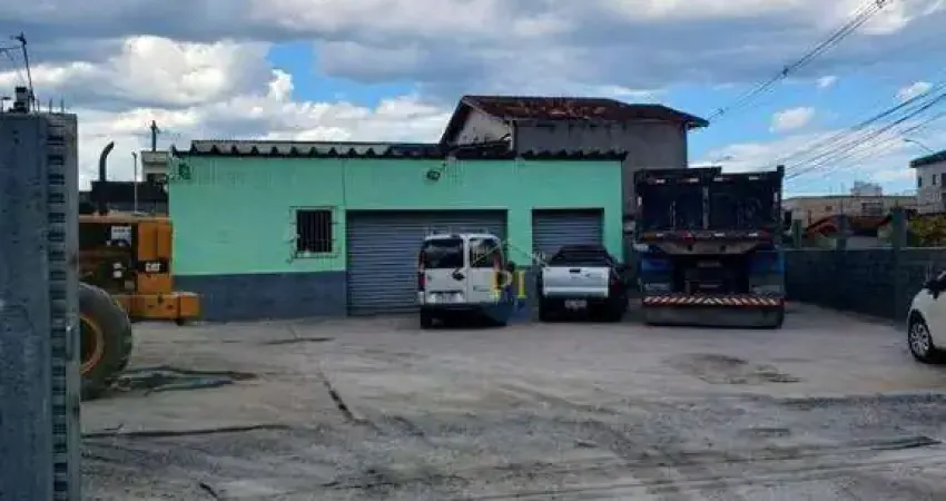 Terreno à venda, 740 m² por R$ 1.800.000 - Caiçara - Praia Grande/SP