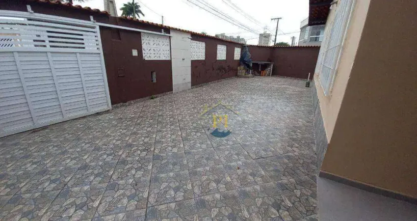Casa com 3 dormitórios à venda, 160 m² por R$ 620.000,00 - Vilamar - Praia Grande/SP