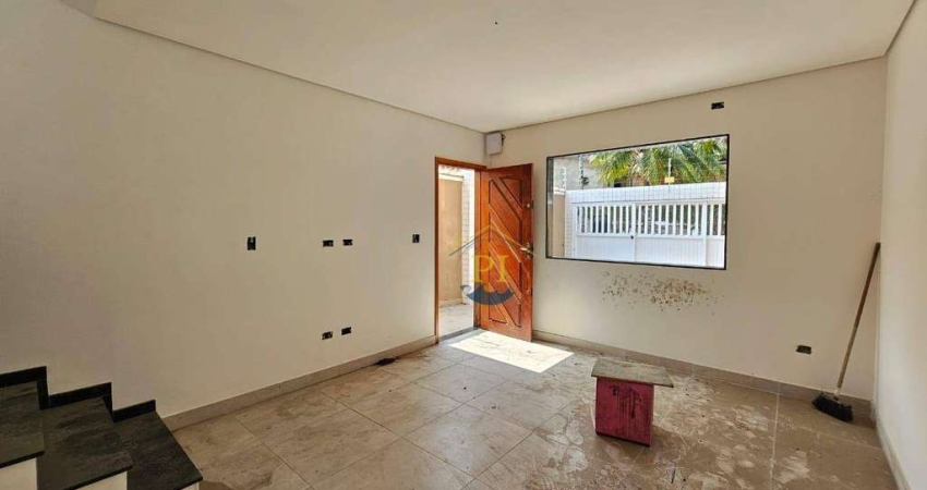 Sobrado com 2 dormitórios à venda, 60 m² por R$ 500.000,00 - Canto do Forte - Praia Grande/SP