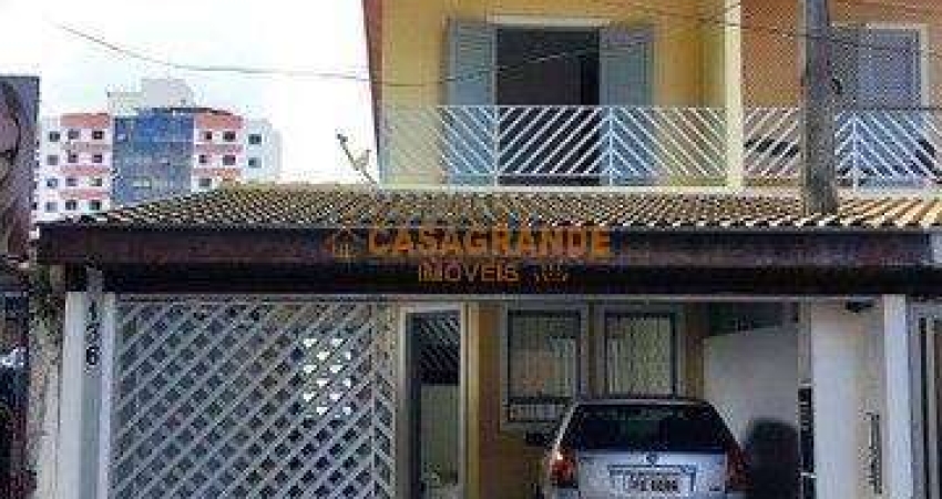 Casa/Sobrado com 04 quartos a Venda no Jardim Augusta