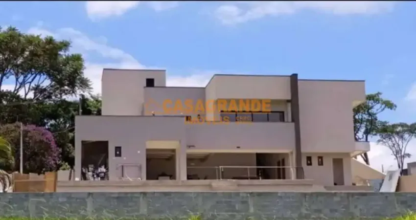 Casa com 4 quartos 300 m² - Condomínio Colinas do Parahyba