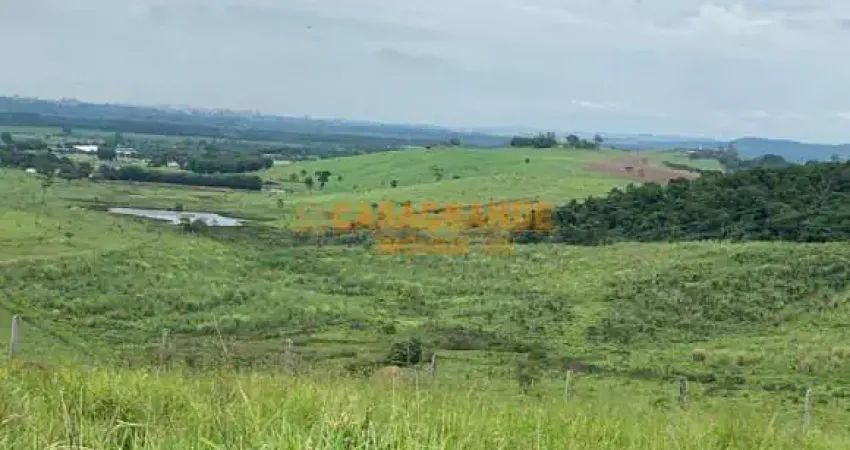 Terreno com 5.324 metros quadrados no Bairro Recanto do Sol, em Caçapava