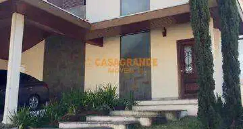 Casa Sobrado à venda em Condomínio fechado Residencial Mantiqueira