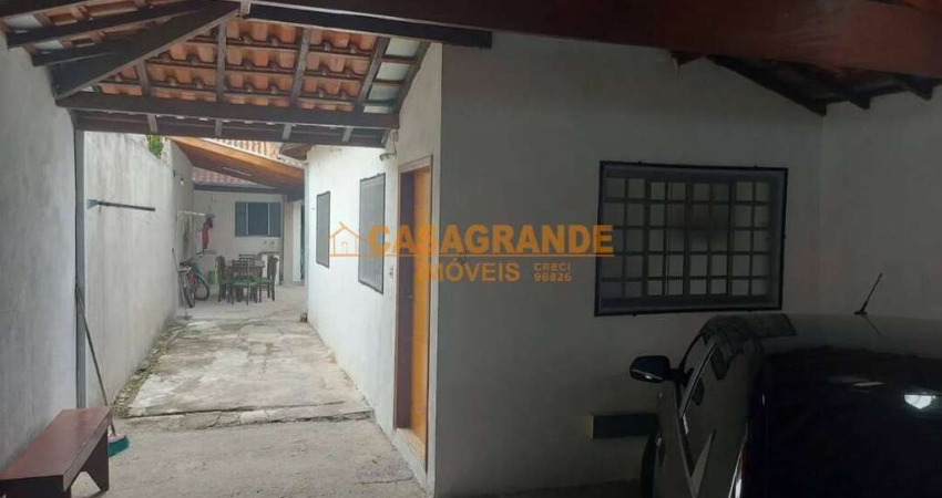 Casa com 3 quartos- 250 m²- Santana