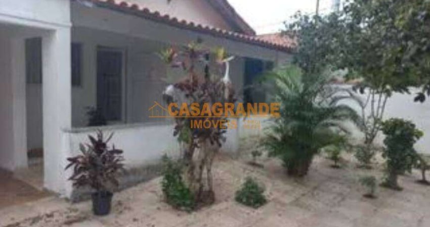 Casa com 3 quartos- 250 m²- Jardim Satélite
