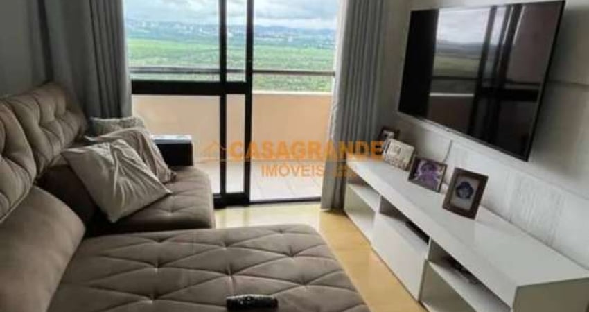 Apartamento com 3 quartos -  Condomínio Edifício Sophia