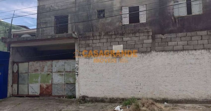 Sobrado à Venda no Residencial União com 530m²