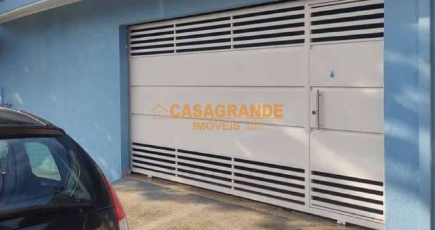 Casa à Venda – 250m² – Dom Pedro I