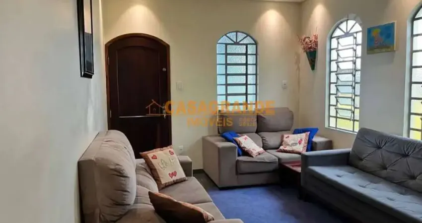 Casa à venda com 150 m² Jardim Nova Detroit