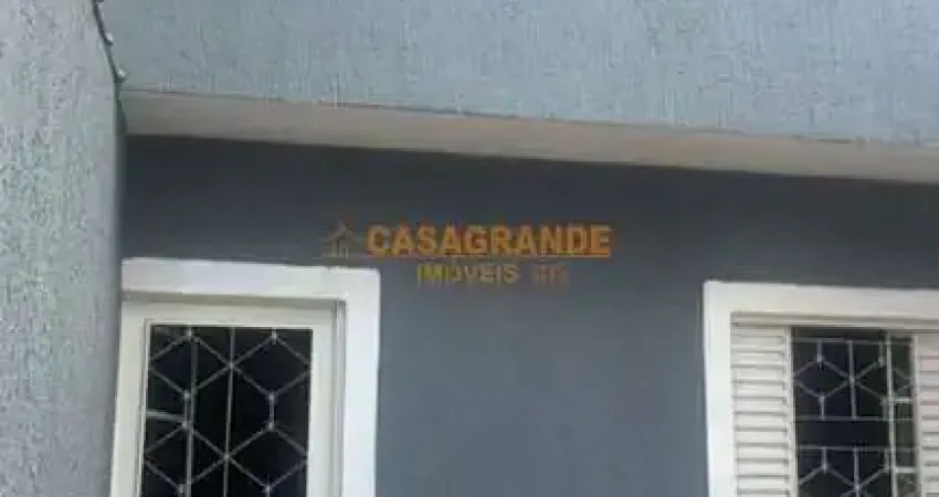 Casa com 04 quartos, 125m² no Jardim Pararangaba, SJC