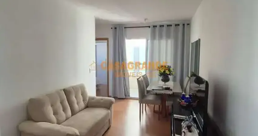 Apartamento com 2 quartos, Residencial Campo di Nápoli