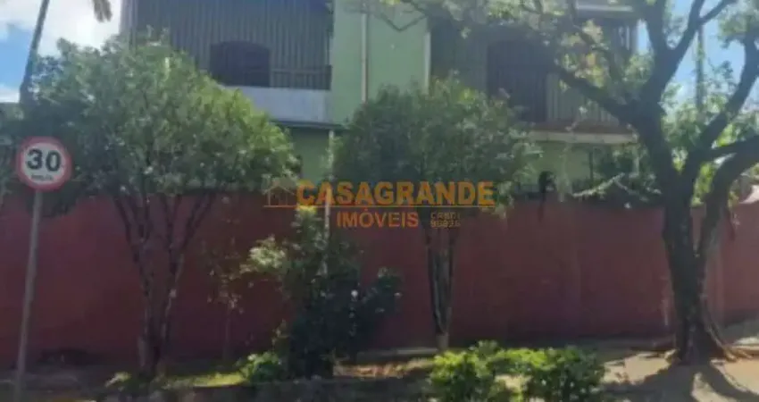 Casa com 4 quartos à venda no Jardim São Jorge, São José dos Campos