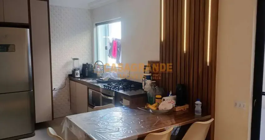 Casa com 2 quartos à venda no Jardim Santa Júlia, São José dos Campos 