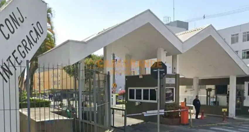 Apartamento à venda com 2 quartos - Conjunto Residencial Integração