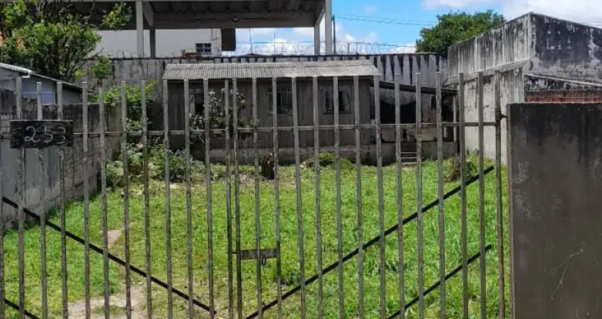Terreno à venda na Rua América do Norte, Centro, Pinhais