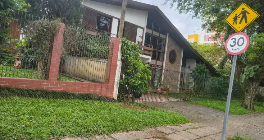 Casa com 3 quartos à venda na Rua Tabajaras, Vila Izabel, Curitiba