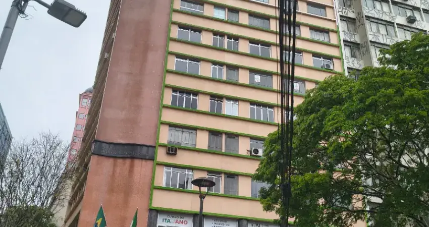 Sala comercial com 4 salas à venda na Rua Desembargador Westphalen, Centro, Curitiba