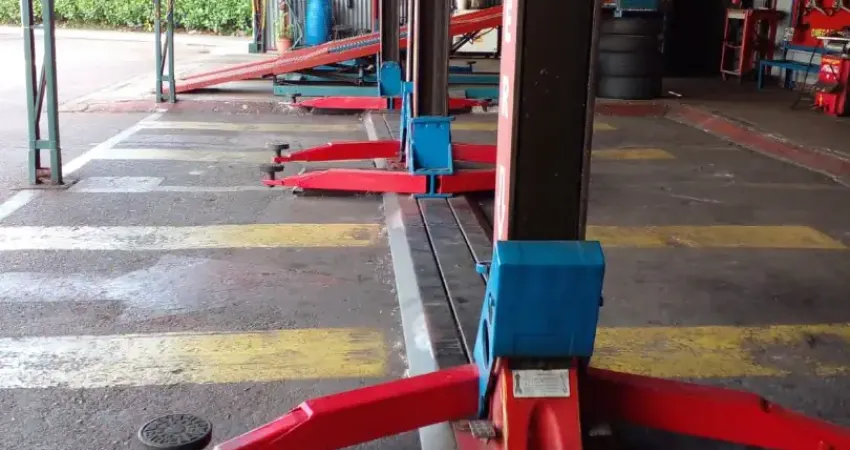 Ponto comercial à venda na Rua Francisco Derosso, 2900, Xaxim, Curitiba