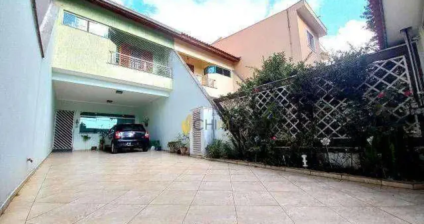 Casa com 4 dormitórios à venda, 212 m² por R$ 1.350.000,00 - Vila Assunção - Santo André/SP