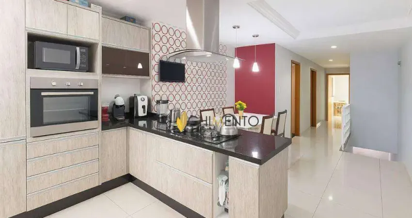 Casa com 3 dormitórios à venda, 250 m² por R$ 1.350.000,00 - Vila Assunção - Santo André/SP