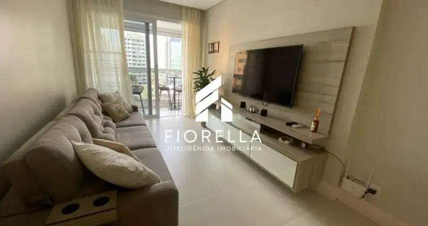 Apartamento de 02 dormitórios, sendo 01 suíte, no bairro centro em florianipolis -sc