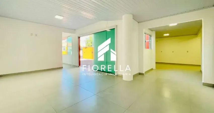 Casa no Lisboa em São José com 04 dormitórios (sendo 01 suíte).