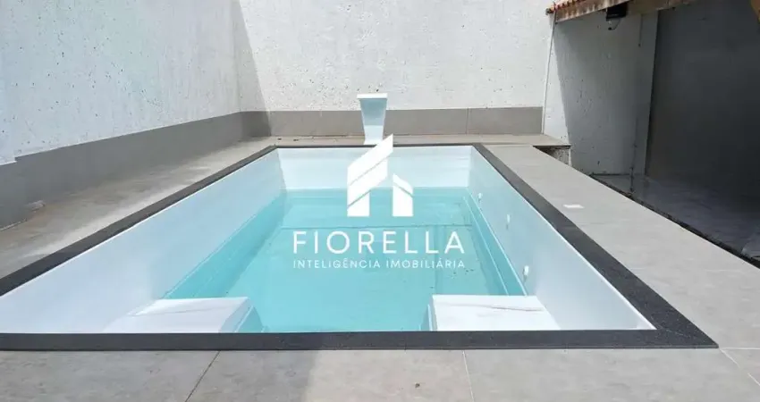 Casa 03 dormitórios com piscina no bairro estreito, florianópolis - sc