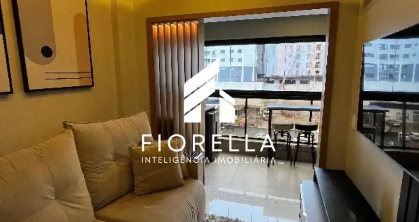 Apartamento mobiliado de 02 Dormitórios, sendo 02 Suítes no bairro Pedra Branca - Palhoça/SC