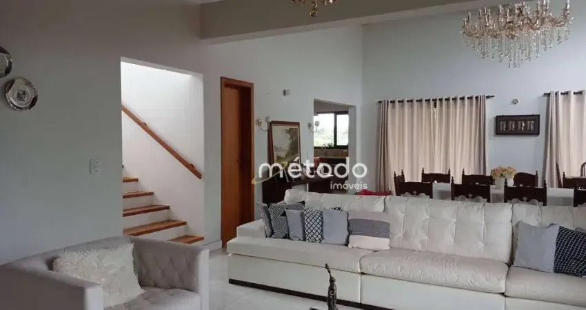 Sítio com 5 dormitórios à venda, 63000 m² por R$ 2.500.000,00 - Freguesia da Escada - Guararema/SP