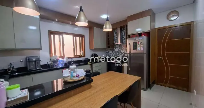 Casa à venda, 220 m² por R$ 980.000,00 - Nogueira - Guararema/SP