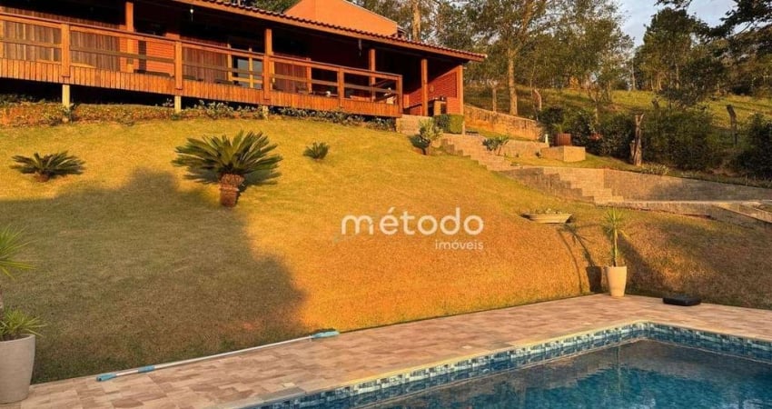Casa com 3 dormitórios à venda, 130 m² por R$ 1.190.000 - Condomínio Residencial Alpes de Guararema - Guararema/SP