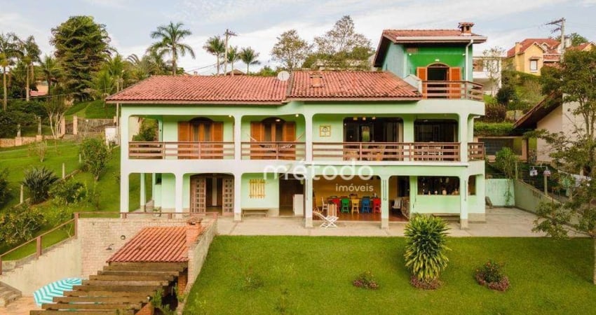 Casa com 4 dormitórios à venda, 398 m² por R$ 2.340.000,00 - Condomínio Residencial Alpes de Guararema - Guararema/SP