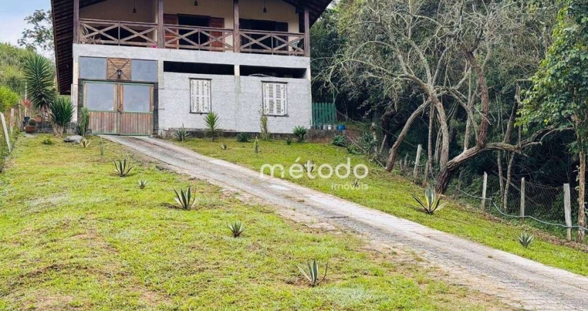 Chácara com 3 dormitórios à venda, 1332 m² por R$ 750.000 - Parque Agrinco - Guararema/SP