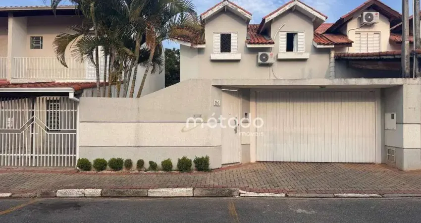 Casa com 3 dormitórios à venda, 112 m² por R$ 850.000,00 - Centro - Guararema/SP