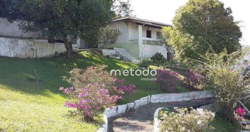 Chácara com 3 dormitórios à venda, 10000 m² por R$ 1.200.000 - Parque Agrinco - Guararema - SP
