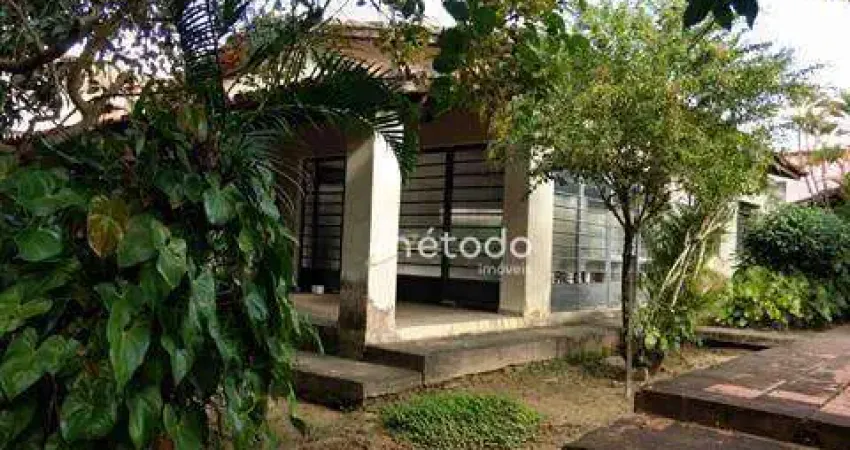 Chácara com 2 dormitórios à venda, 1800 m² por R$ 2.100.000 - Centro - Guararema - SP