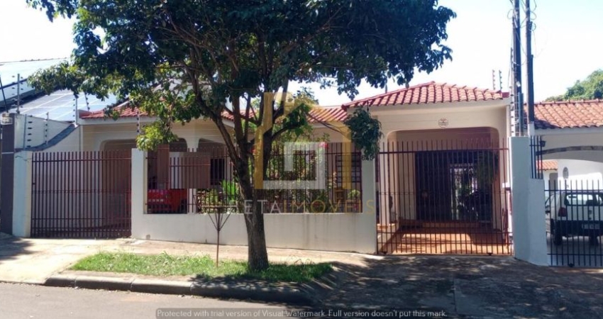 Casa com 3 quartos à venda na Rua Pioneira Maria Lopes, Parque Residencial Aeroporto, Maringá